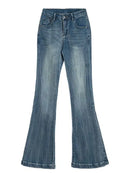 Calça Jeans Feminina Azul Retrô Americana Plus Size com Cintura Alta, Efeito Modelador, Perna Larga e Barra Evasê, Nova Coleç...