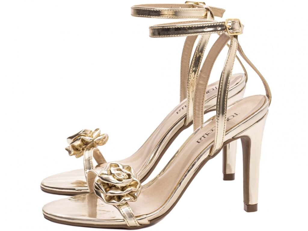 Sandália Feminina Dourada Flor Salto Fino 9,5cm