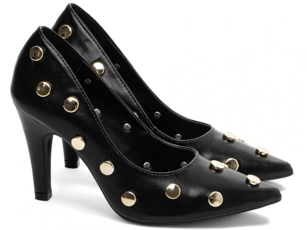 Scarpin Feminino Preto com Apliques Dourados Salto 9cm